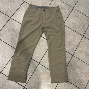 Under Armour Men's Khaki Golf Pants 34/30